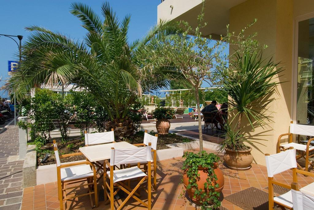 Trevi Family Resort Cattolica Dış mekan fotoğraf