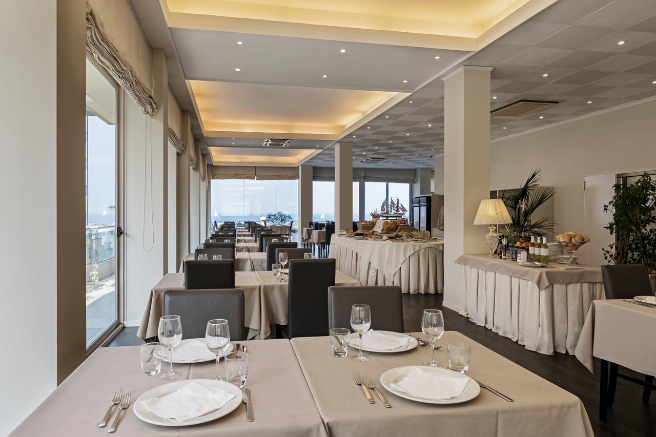 Trevi Family Resort Cattolica Dış mekan fotoğraf